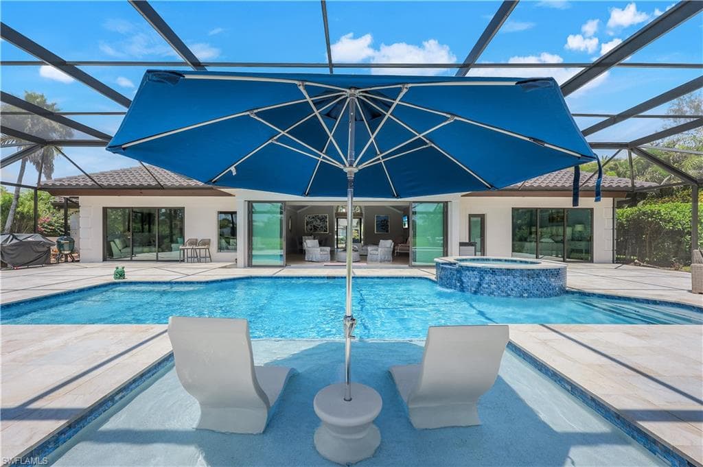 4701 Oak Leaf DR-32