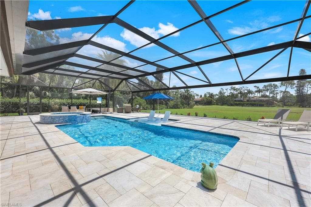 4701 Oak Leaf DR-28
