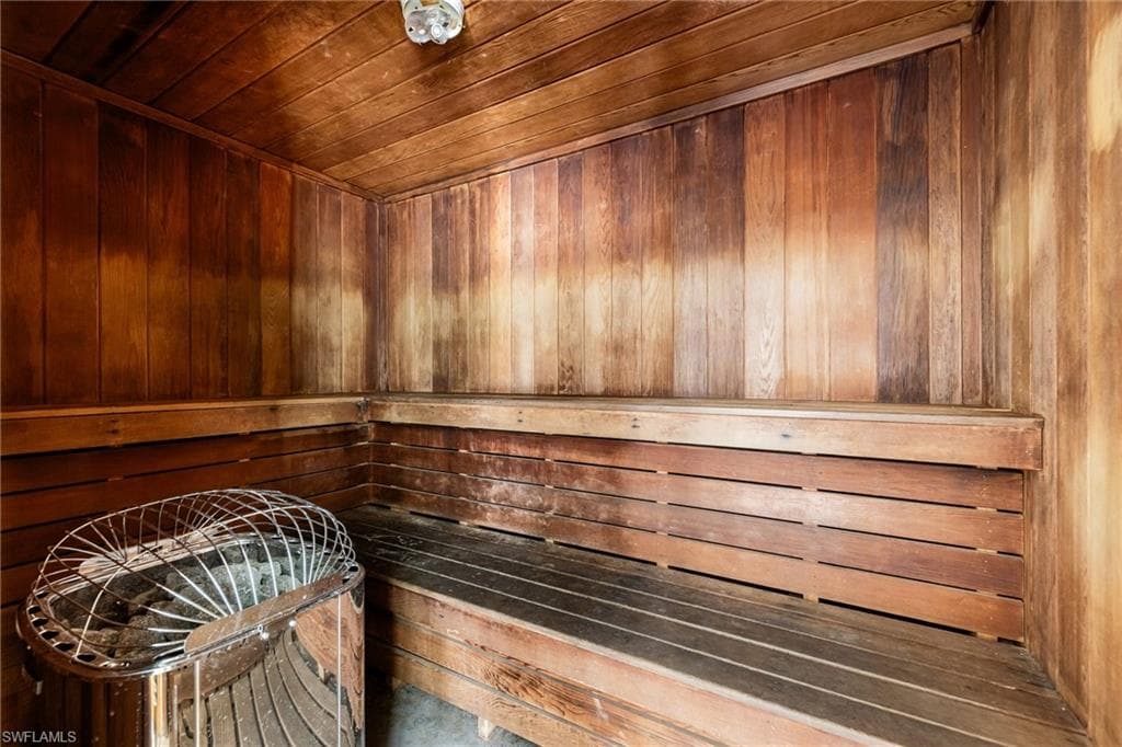 12550 Equestrian CIR 602-36