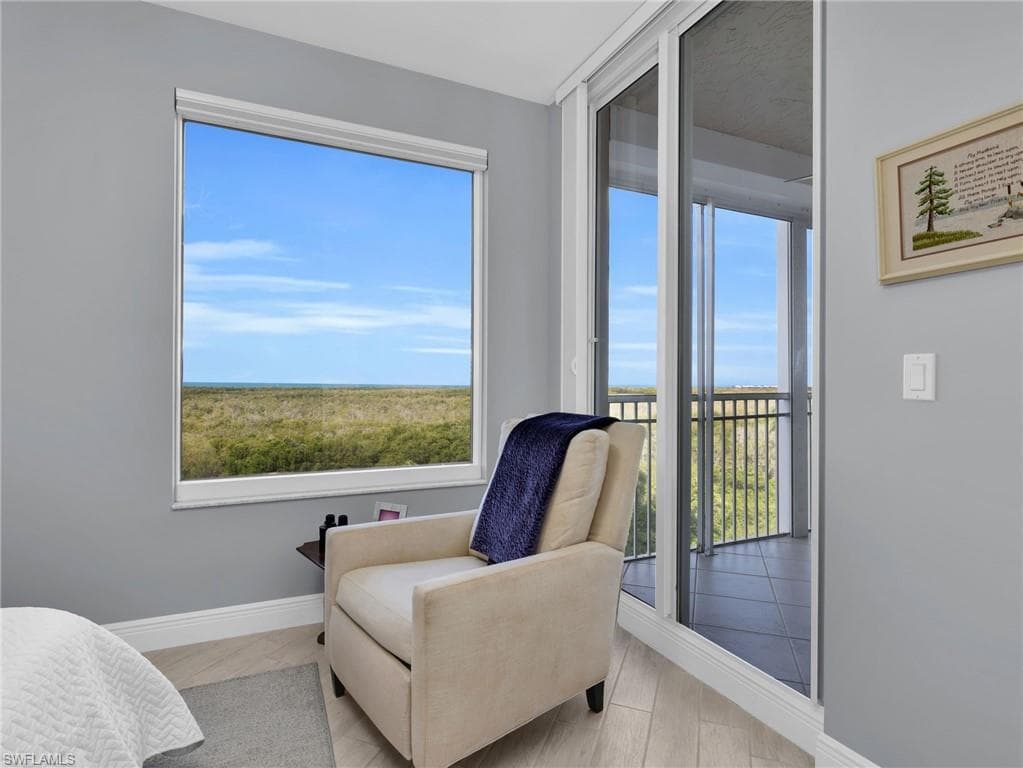 1001 Arbor Lake DR 507-15