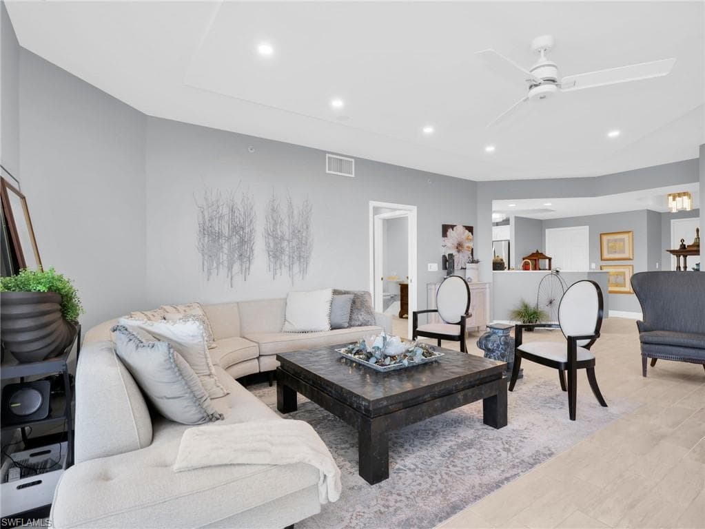 1001 Arbor Lake DR 507-11