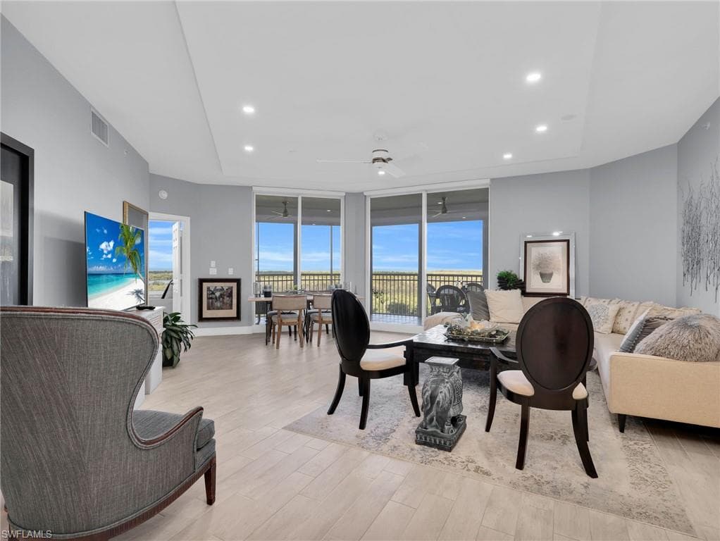 1001 Arbor Lake DR 507-7