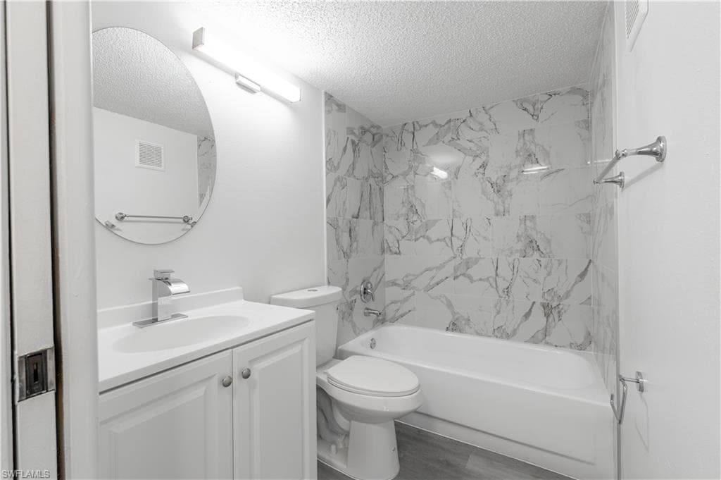 2094 Arbour Walk CIR 3018-12