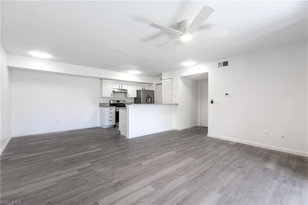 2094 Arbour Walk CIR 3018-9