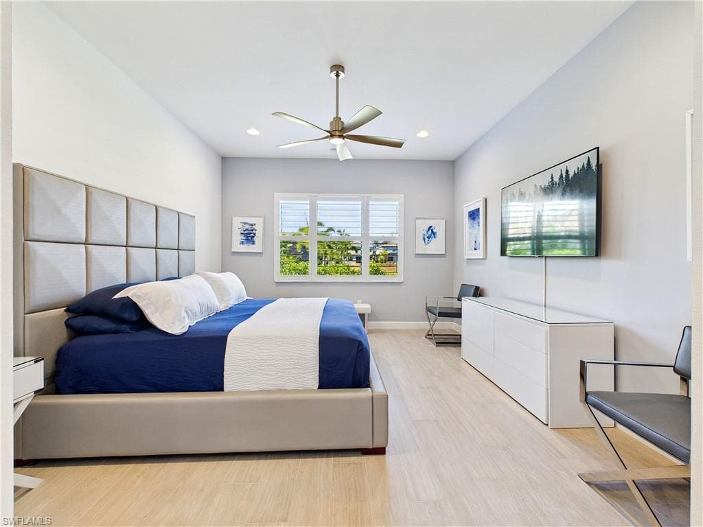 20176 Camellia Crosse LN-14