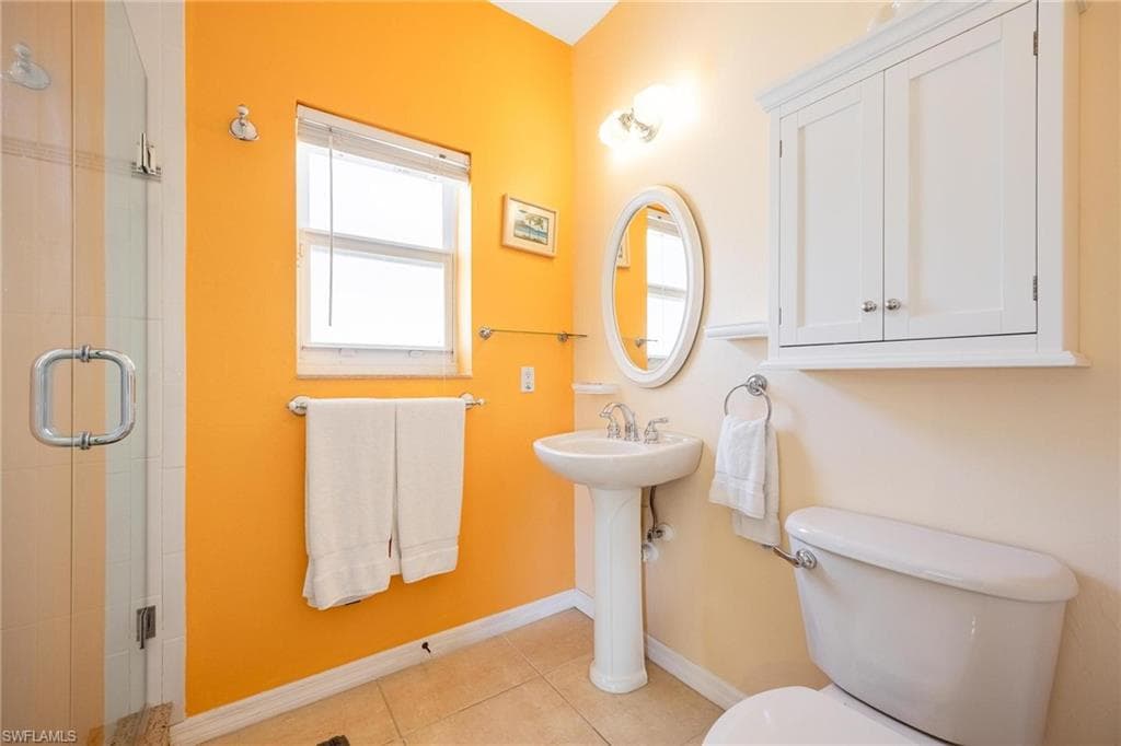 2761 Geary ST-25