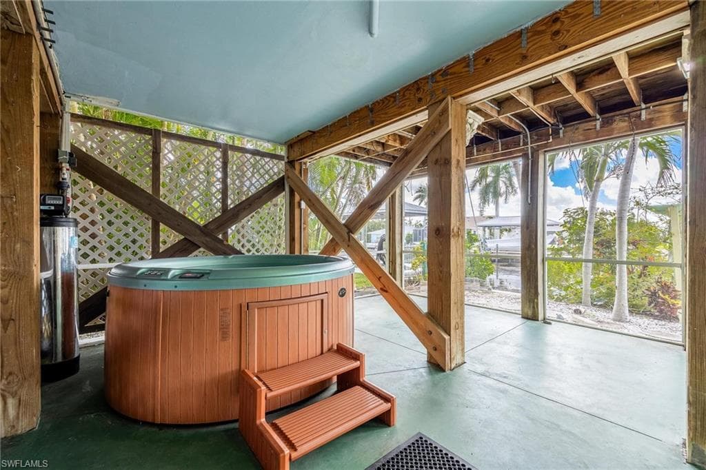 2761 Geary ST-33