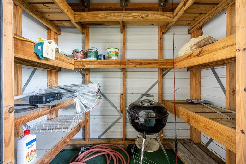 2761 Geary ST-37
