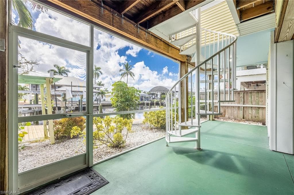 2761 Geary ST-36