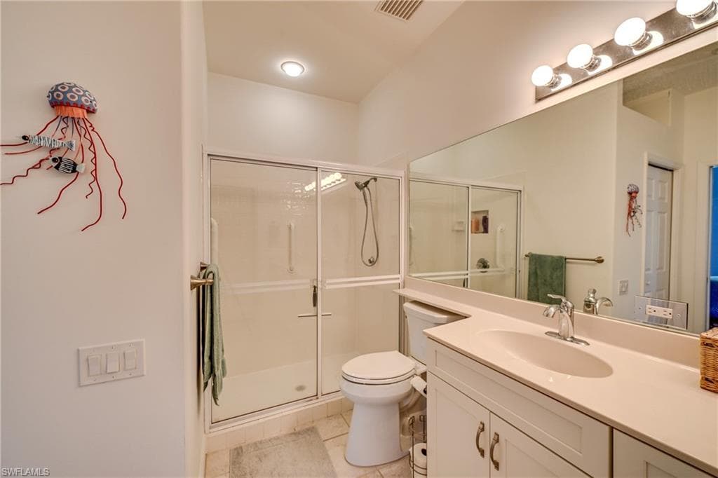 8786 E BAY CIR-23