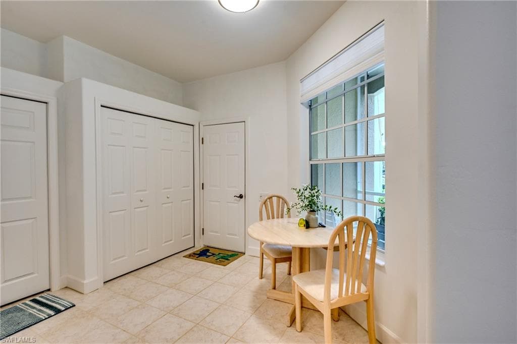 8786 E BAY CIR-14