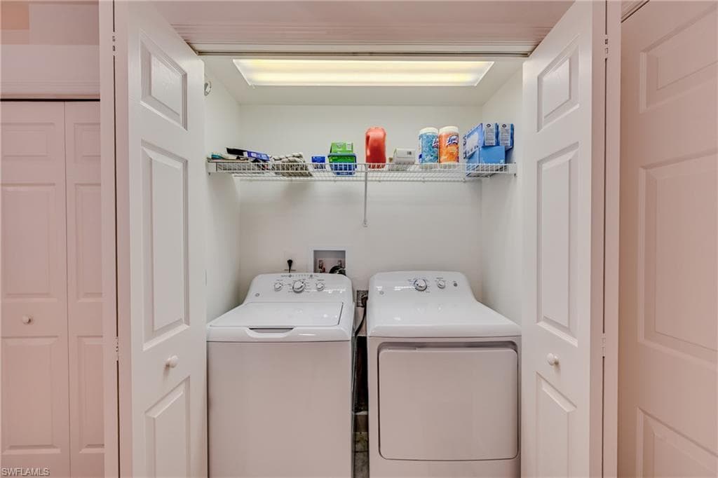 8786 E BAY CIR-25