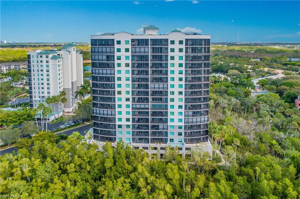 425 Cove Tower DR 504-1