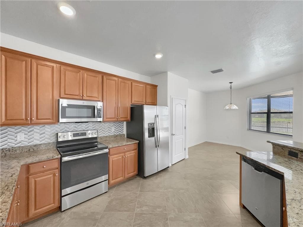 14354 Mindello DR-10