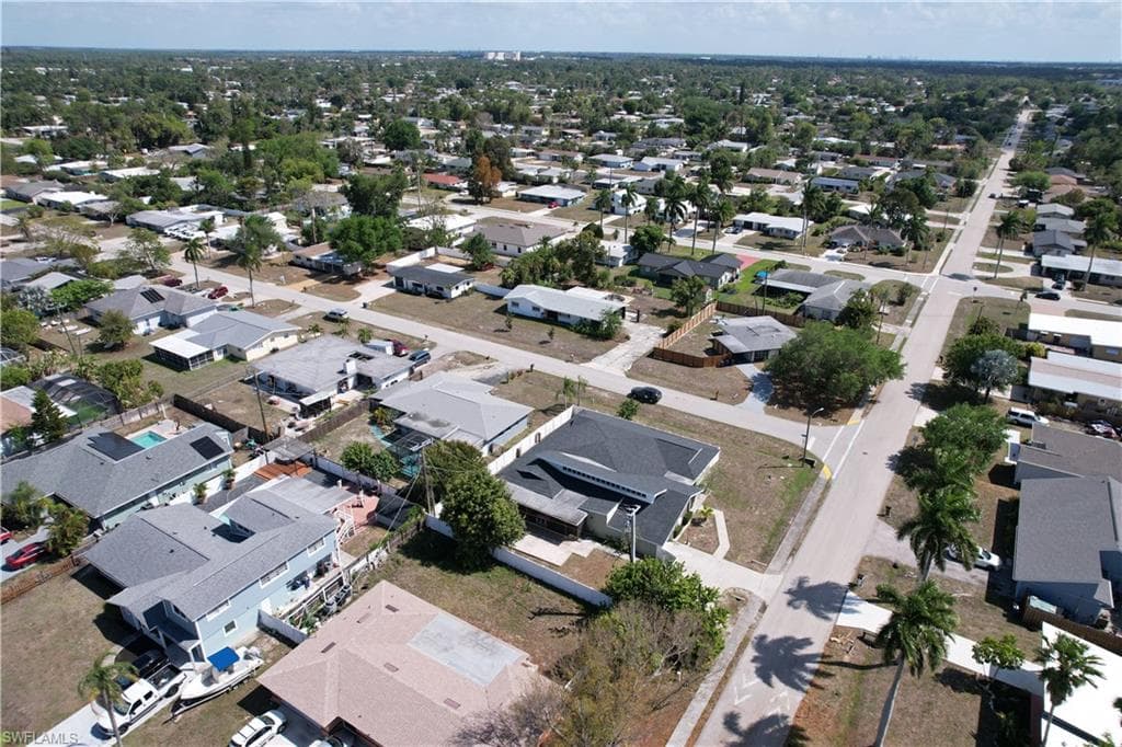 8512 Chatham ST-31