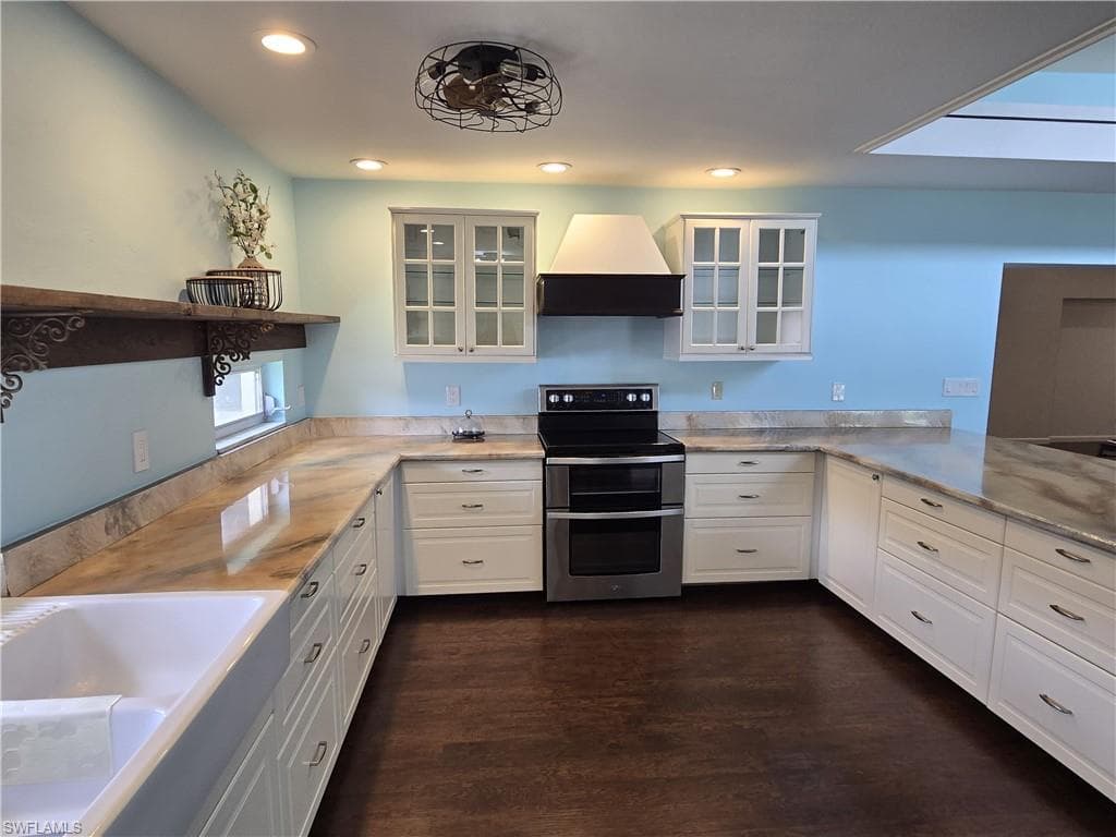 8512 Chatham ST-9