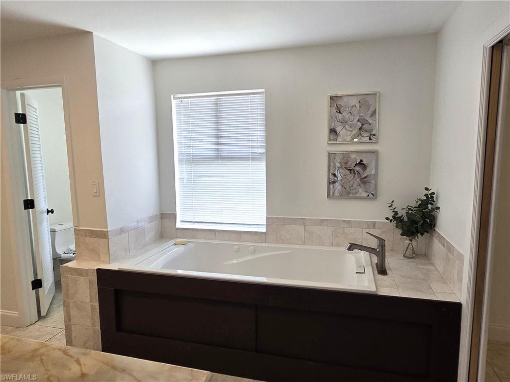 8512 Chatham ST-17