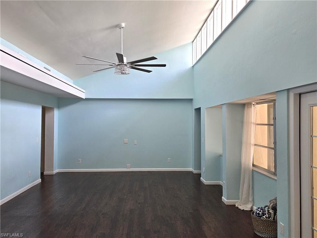 8512 Chatham ST-14