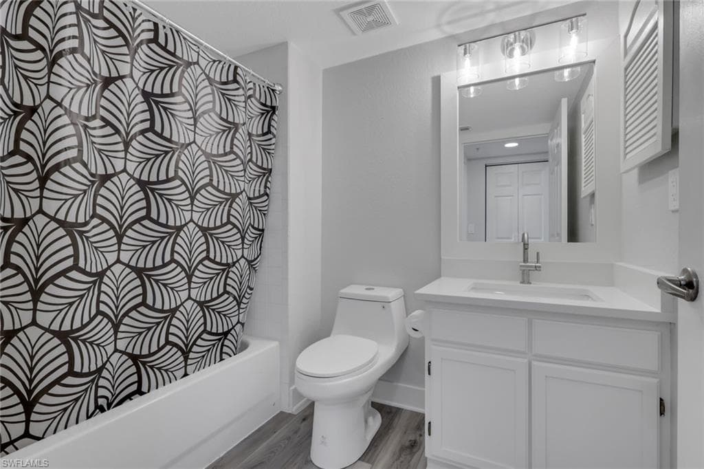 4625 Saint Croix LN 1136-11