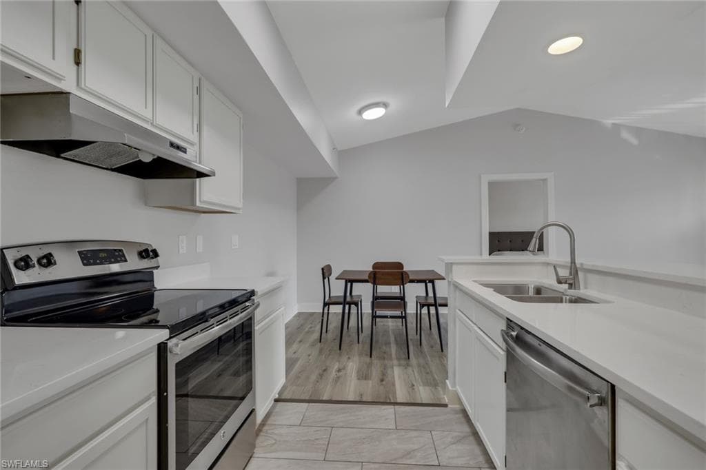 4625 Saint Croix LN 1136-8