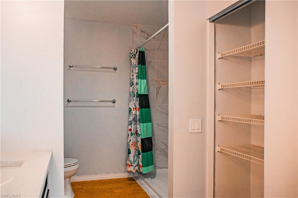 148 Lake Point Ln-11