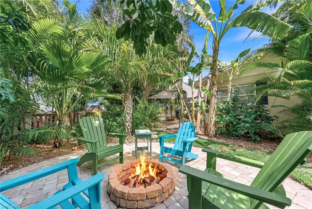 1511 Alcazar AVE-40
