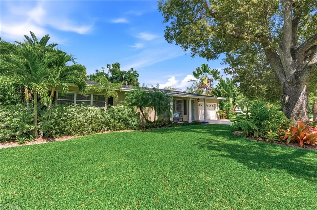 1511 Alcazar AVE-3