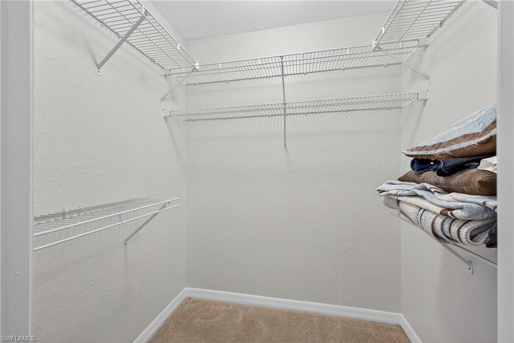 8421 N Haven LN B-18