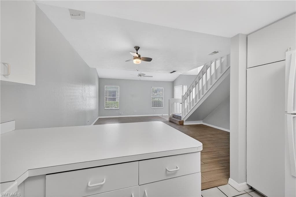 8421 N Haven LN B-10