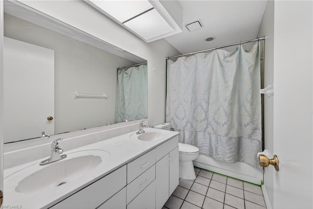 8421 N Haven LN B-19