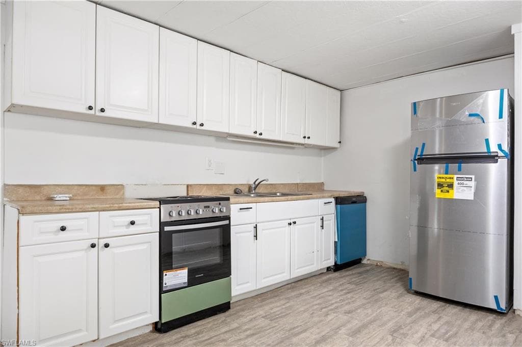 11111 Ballweg LN-12