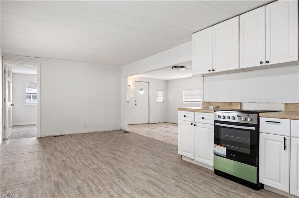 11111 Ballweg LN-13