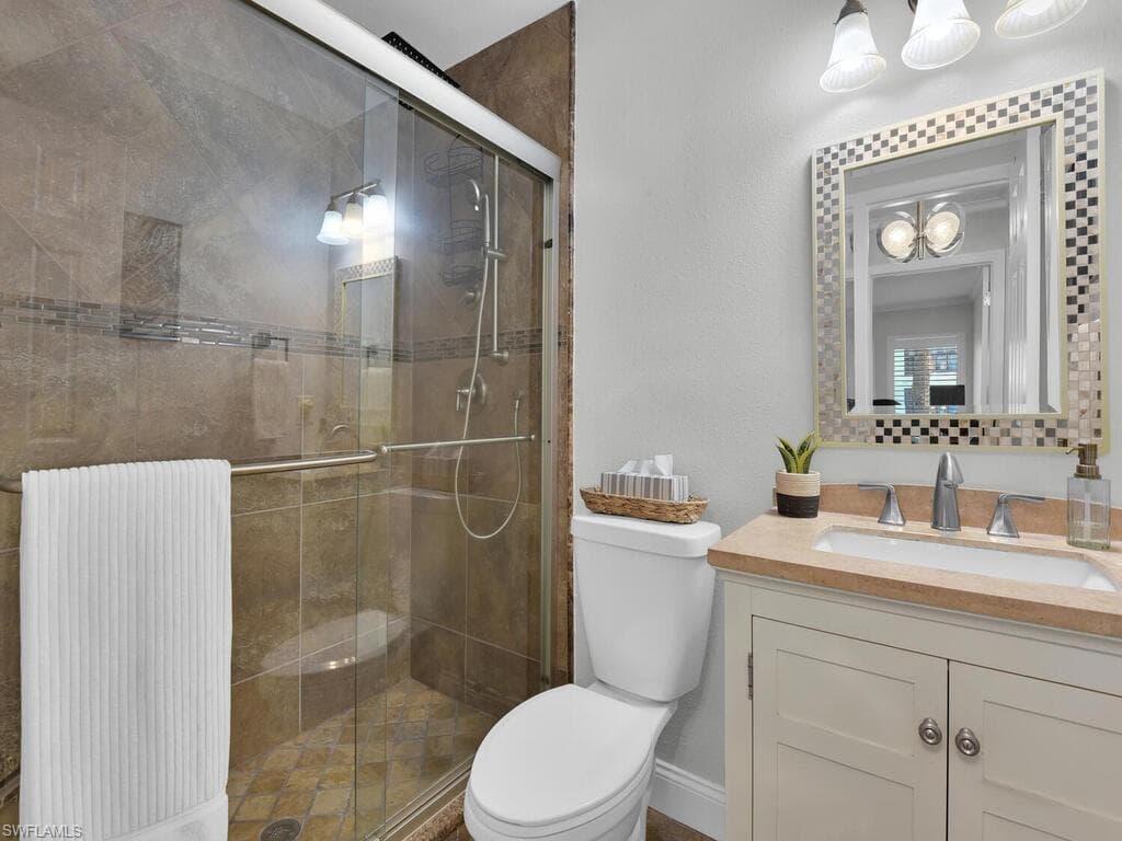 4263 Island CIR D-27