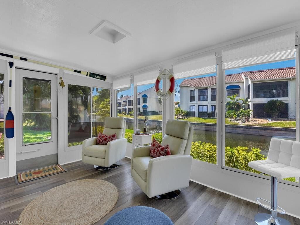 4263 Island CIR D-17