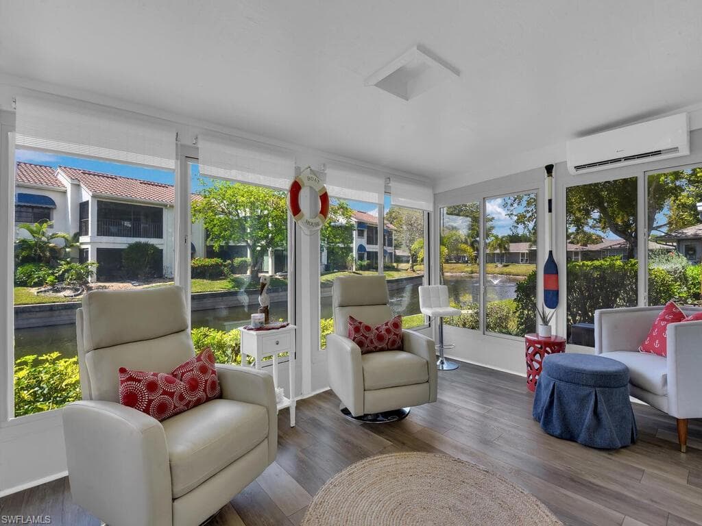 4263 Island CIR D-18