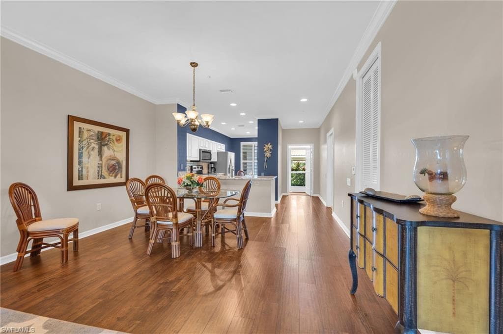 8253 Parkstone PL 106-9