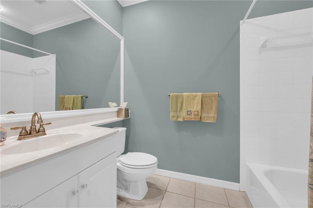 8253 Parkstone PL 106-13