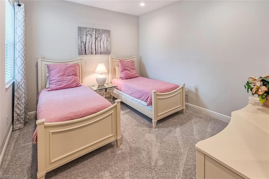 6954 Avalon CIR 707-13
