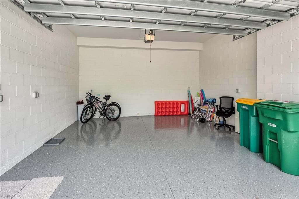 6954 Avalon CIR 707-19
