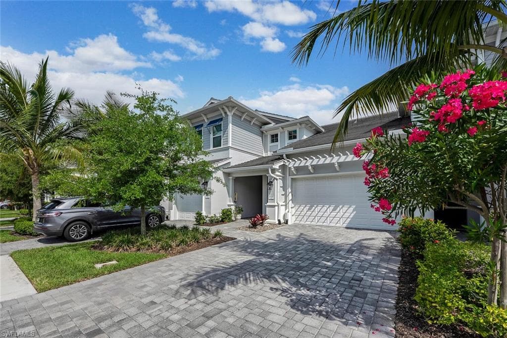 6954 Avalon CIR 707-4