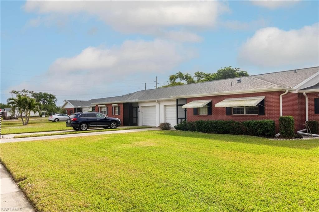 1390 Myerlee Country Club BLVD-26