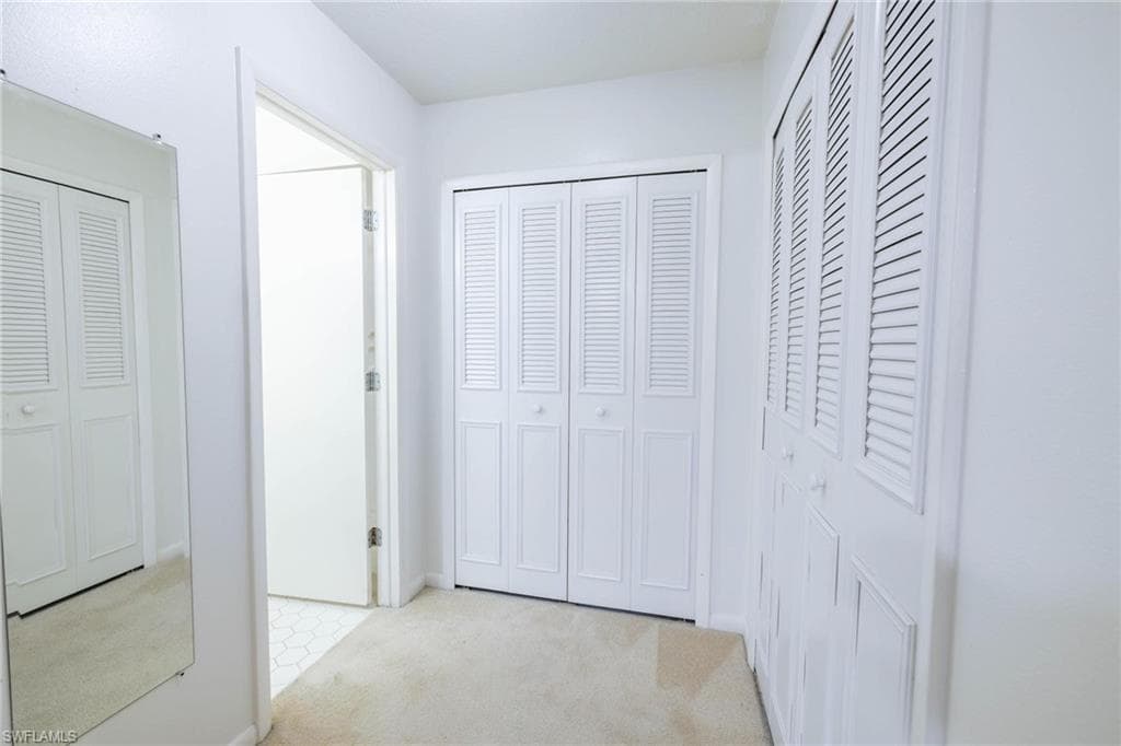 1390 Myerlee Country Club BLVD-12