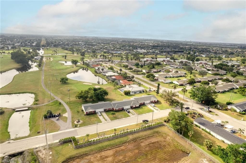 1390 Myerlee Country Club BLVD-31