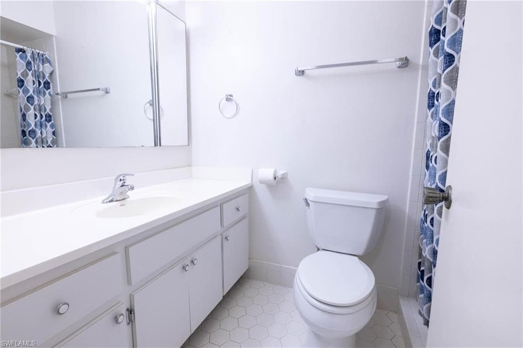 1390 Myerlee Country Club BLVD-13