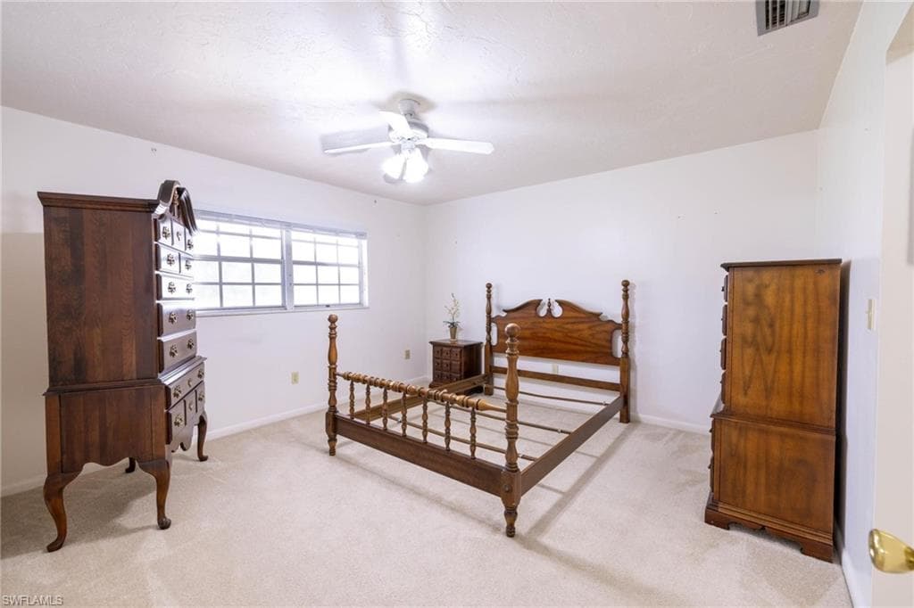 1390 Myerlee Country Club BLVD-10