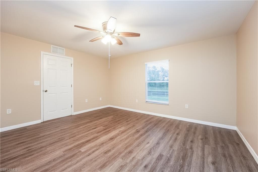 2705 Villa AVE S-9