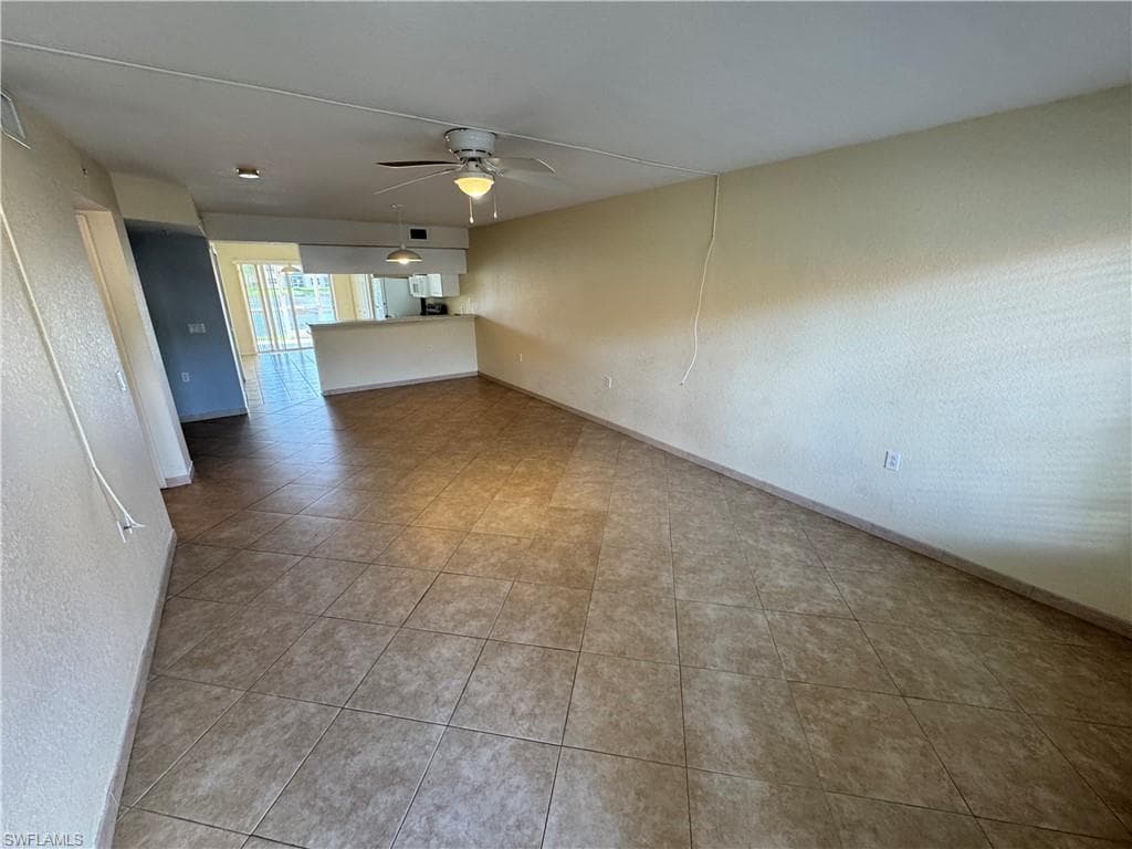26700 Rosewood Pointe DR 103-2