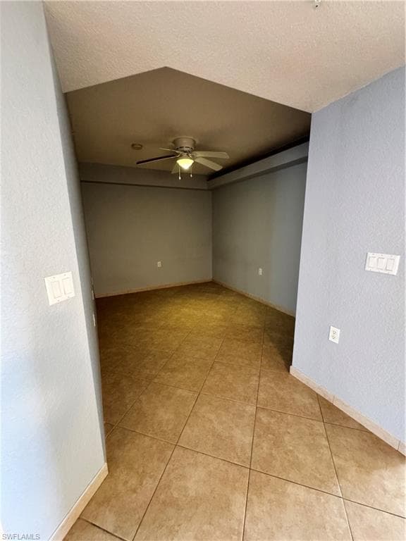 26700 Rosewood Pointe DR 103-4