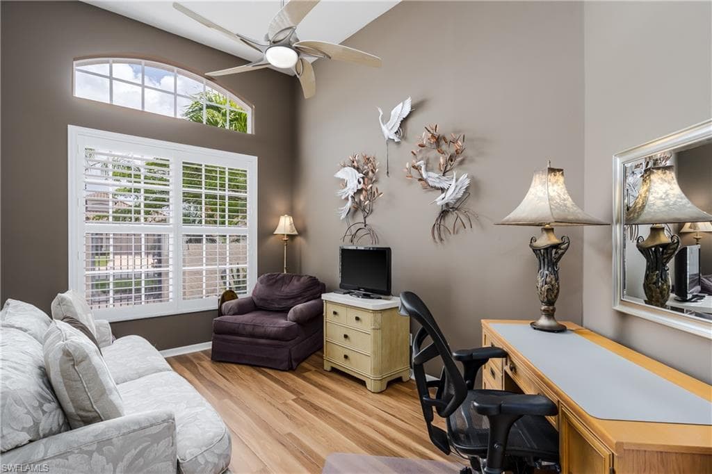 28460 Highgate DR-25