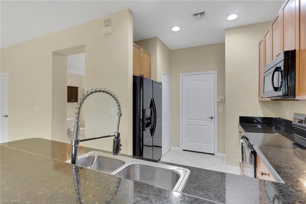 10260 Olivewood WAY 58-9
